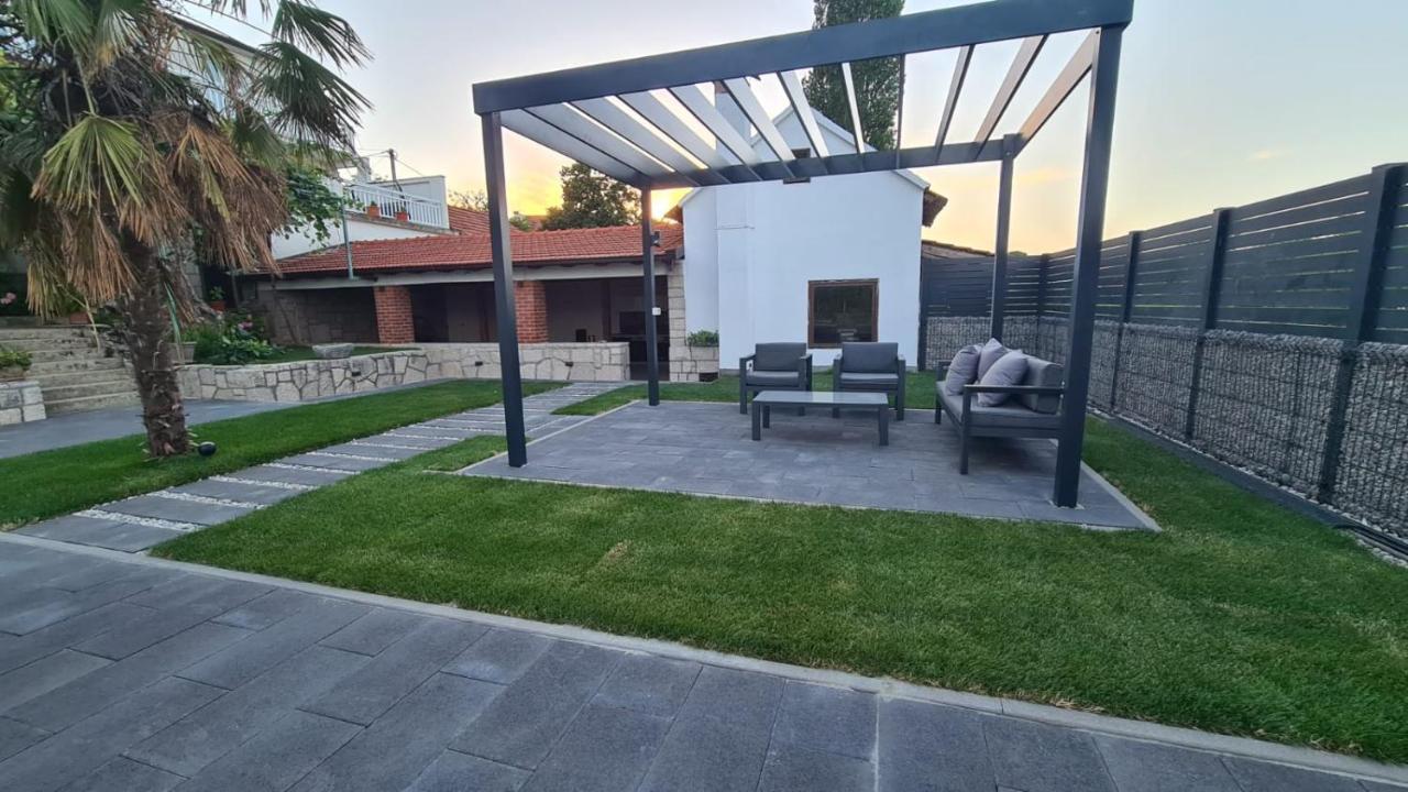 Villa Olea Zmijavci Bagian luar foto
